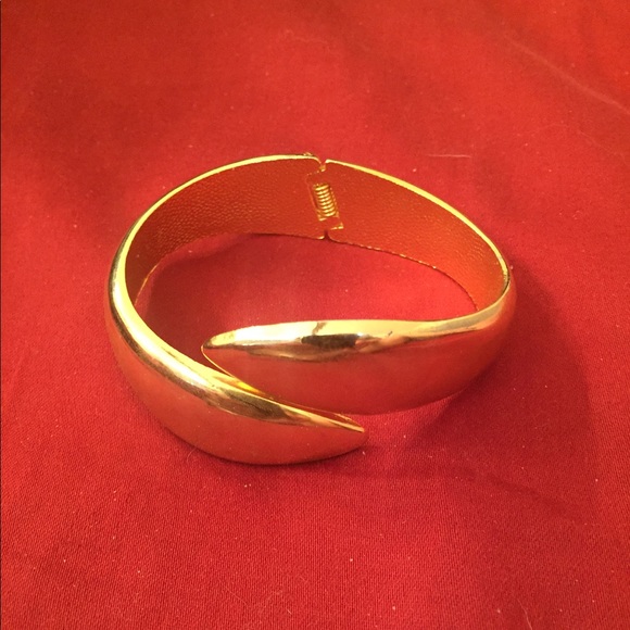 Hinged bracelet - Picture 4 of 4